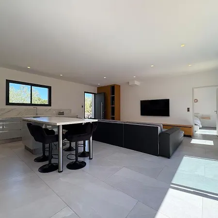- Proche Escalet - Maison 6 Pers - Jardin - Terrasse - Parking 3 Voitures Nyaraló Ramatuelle
